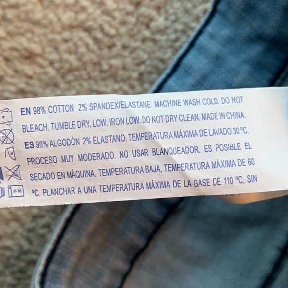 Forever 21 | Forever 21 Jean Shorts - Picture 5 of 5